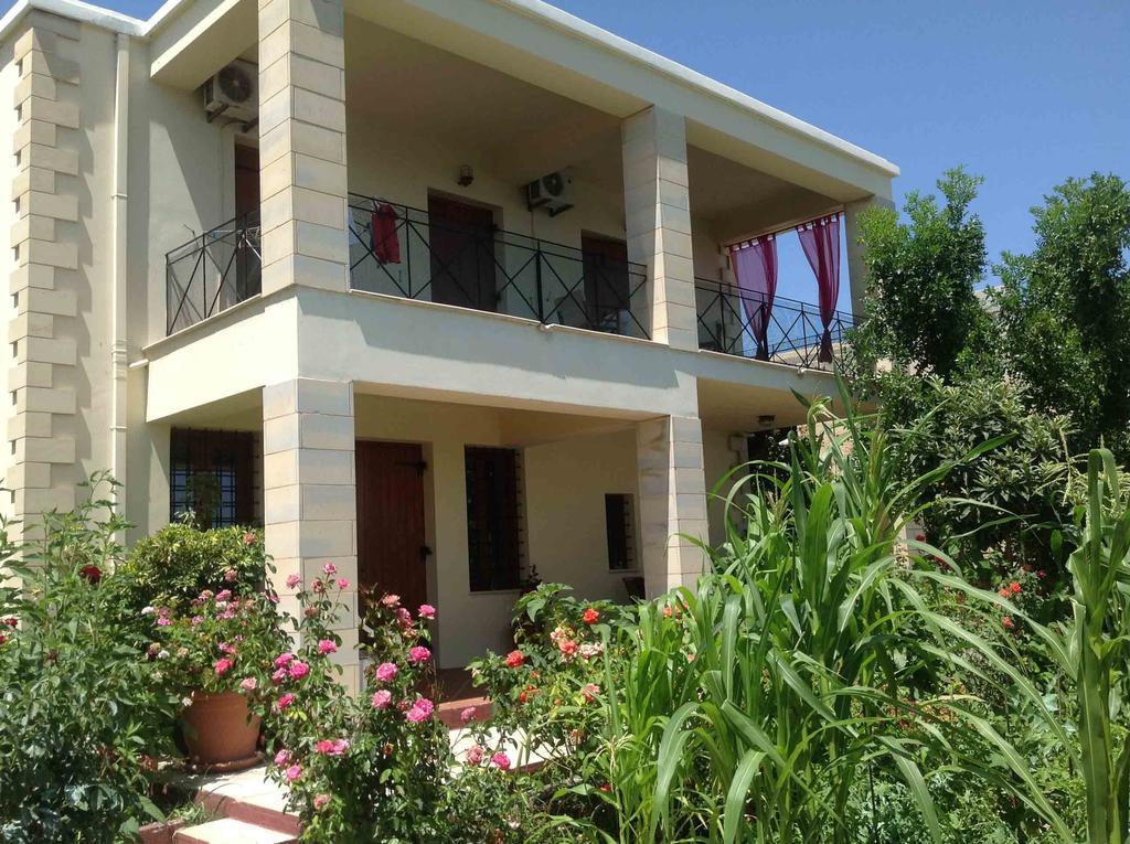 The Garden Villas Maleme Eksteriør bilde