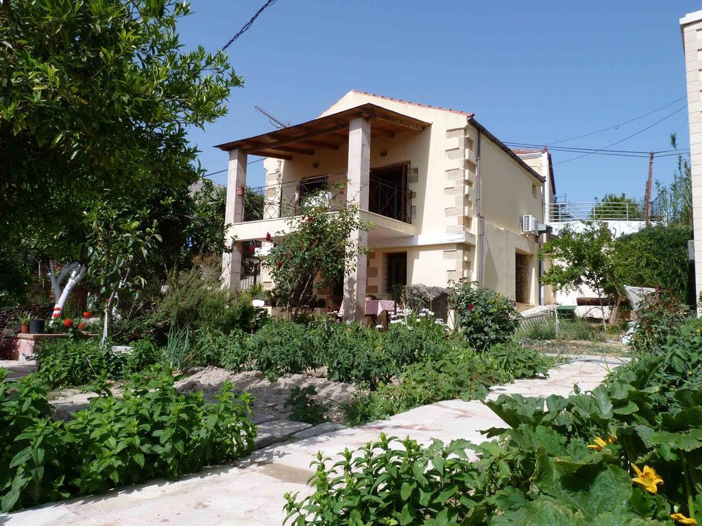 The Garden Villas Maleme Eksteriør bilde